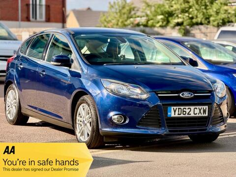Ford Focus Hatchback 1.0T EcoBoost Titanium Euro 5 (s/s) 5dr