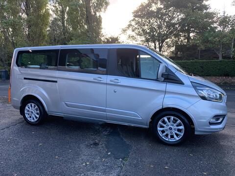 Ford Tourneo Custom Minibus 2.0 310 EcoBlue Titanium L2 Euro 6 (s/s) 5dr