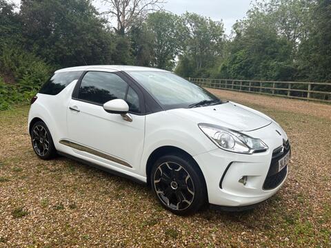 DS AUTOMOBILES DS 3 Hatchback 1.2 PureTech DStyle Euro 6 3dr