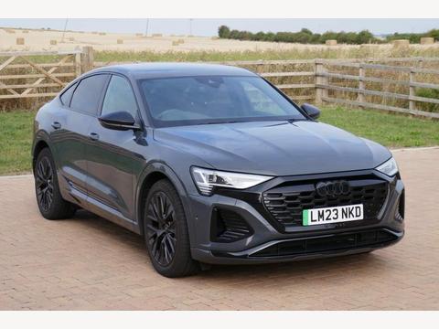 Audi Q8 e-tron SUV 50 Black Edition Sportback Auto quattro 5dr 95kWh (11kW Charger)