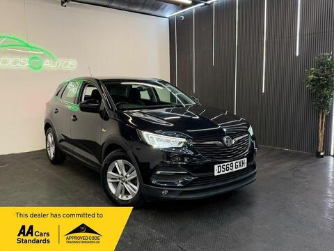 Vauxhall Grandland X SUV 1.2 Turbo SE Euro 6 (s/s) 5dr