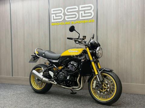 Kawasaki Z900 RS SE Roadster/Retro 900 Modern Classic Euro 5