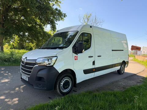 Renault Master Panel Van 2.3 dCi ENERGY 35 Business+ FWD LWB Medium Roof Euro 6 (s/s) 4dr