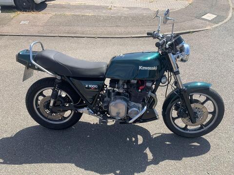 Kawasaki Z1000 Unlisted z1000st
