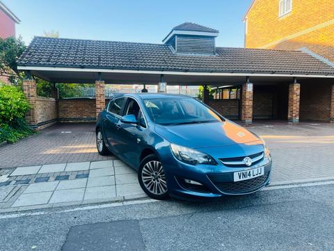 Vauxhall Astra Hatchback 1.4 16v Excite Euro 5 5dr
