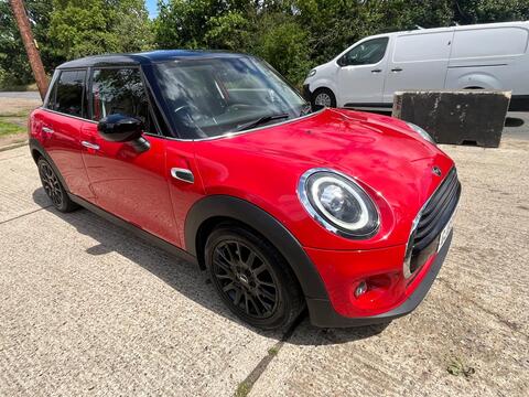 MINI Hatch Hatchback 1.5 Cooper Classic Steptronic Euro 6 (s/s) 5dr