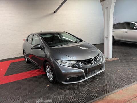 Honda Civic Hatchback 2.2 i-DTEC ES Euro 5 (s/s) 5dr