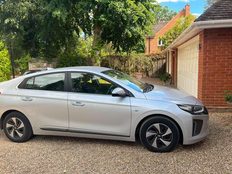Hyundai IONIQ Hatchback 1.6 h-GDi Premium DCT Euro 6 (s/s) 5dr