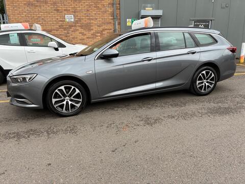 Vauxhall Insignia Estate 1.6 Turbo D ecoTEC BlueInjection Design Sports Tourer Euro 6 (s/s) 5dr
