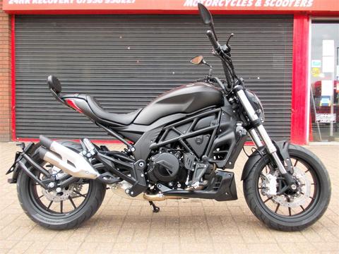 Benelli 502C Custom Cruiser 500