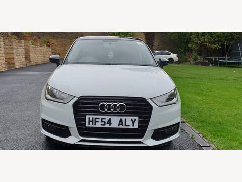 2018 Audi A1, photograph 2