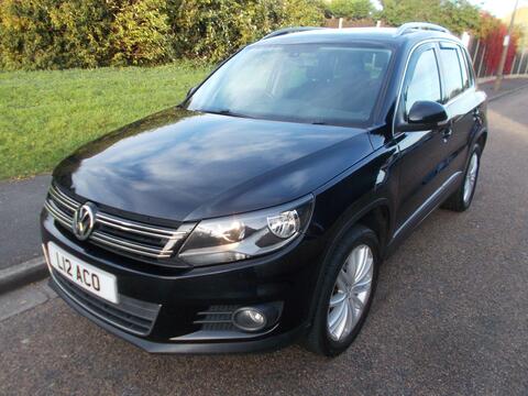 Volkswagen Tiguan SUV 2.0 TDI BlueMotion Tech Sport 4WD Euro 5 (s/s) 5dr