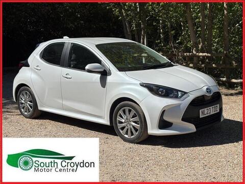Toyota Yaris Hatchback 1.5 VVT-h Icon E-CVT Euro 6 (s/s) 5dr