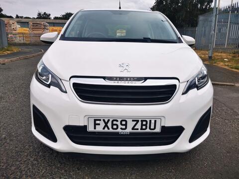 2019 Peugeot 108, photograph 4