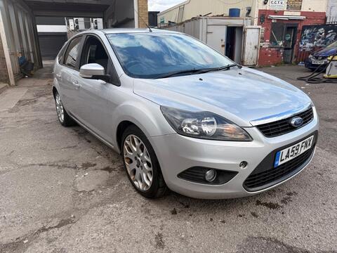 Ford Focus Hatchback 1.6 Zetec 5dr