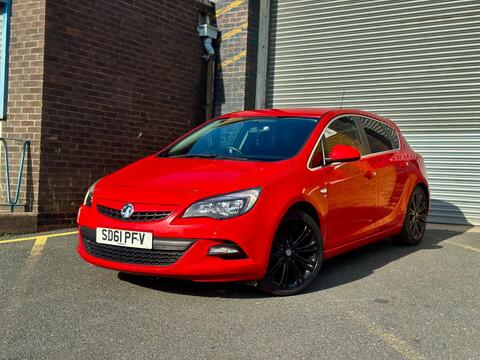 Vauxhall Astra Hatchback 1.6 16v SRi VX Line Euro 5 5dr