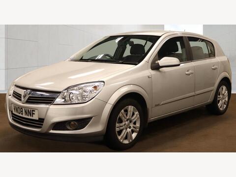 Vauxhall Astra Hatchback 1.8i 16v Design 5dr