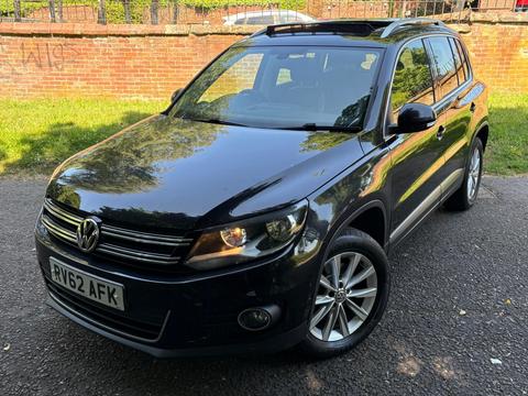 Volkswagen Tiguan SUV 2.0 TDI BlueMotion Tech SE DSG 4WD Euro 5 (s/s) 5dr