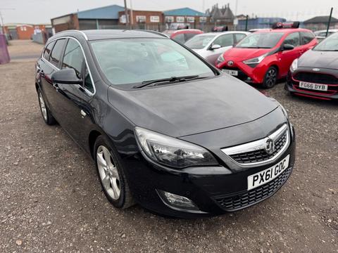 Vauxhall Astra Estate 2.0 CDTi ecoFLEX SRi Sports Tourer Euro 5 (s/s) 5dr