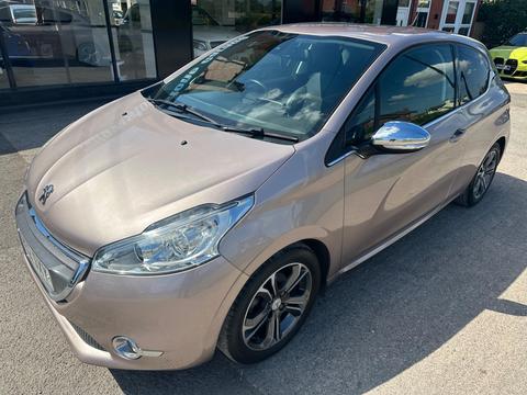 Peugeot 208 Hatchback 1.4 VTi Allure Euro 5 3dr