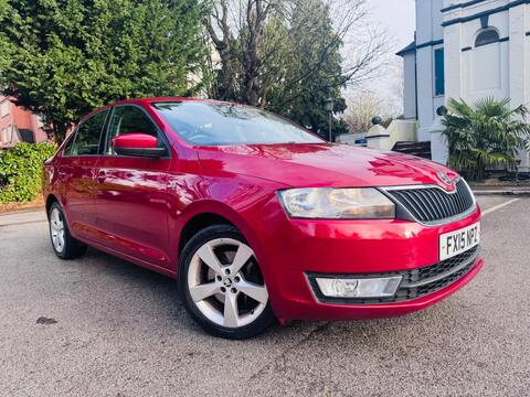 Skoda Rapid Hatchback 1.2 TSI Elegance Euro 5 5dr