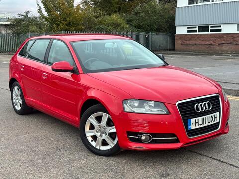 Audi A3 Hatchback 1.6 TDI SE Sportback Euro 5 (s/s) 5dr