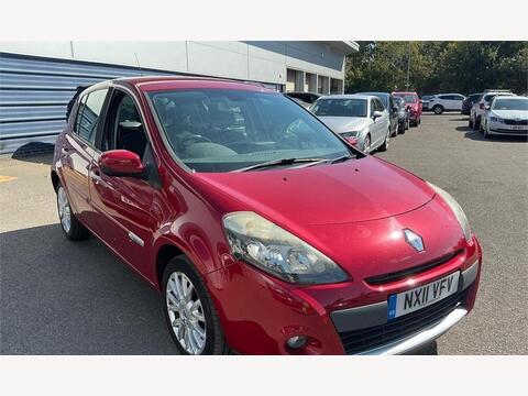 Renault Clio Hatchback 1.5 dCi Dynamique TomTom Euro 5 5dr
