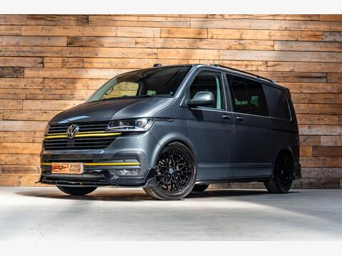 Volkswagen Transporter Combi Van 2.0 TDI T30 Highline Kombi DSG FWD SWB Euro 6 (s/s) 5dr