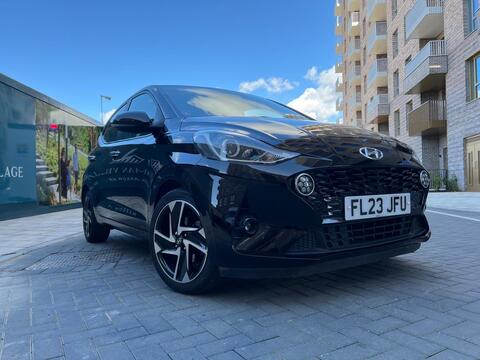 Hyundai i10 Hatchback 1.0 Premium Auto Euro 6 (s/s) 5dr