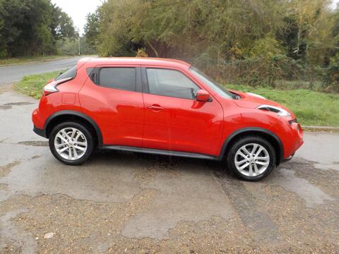 Nissan Juke SUV 1.2 DIG-T Acenta Euro 6 (s/s) 5dr