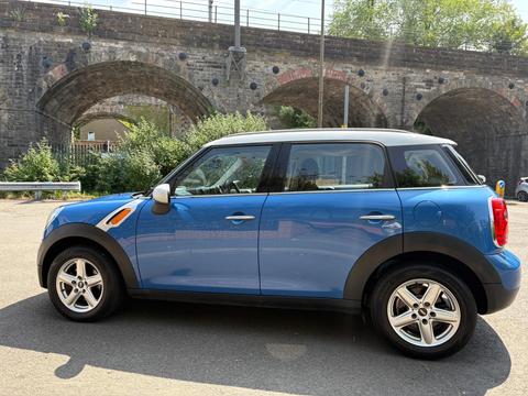 MINI Countryman SUV 1.6 Cooper Euro 5 (s/s) 5dr