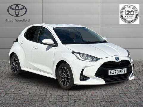 Toyota Yaris Hatchback 1.5 VVT-h Design E-CVT Euro 6 (s/s) 5dr