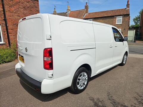 Vauxhall Vivaro Panel Van 1.5 Turbo D 2900 Sportive L2 H1 Euro 6 (s/s) 5dr