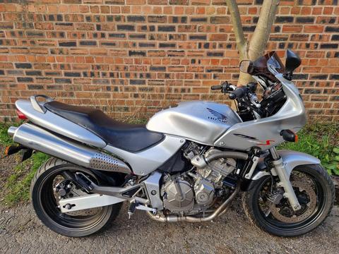 Honda CB600F Hornet Naked 600
