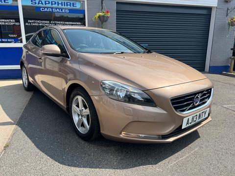 Volvo V40 Hatchback 2.0 D3 SE Euro 5 (s/s) 5dr