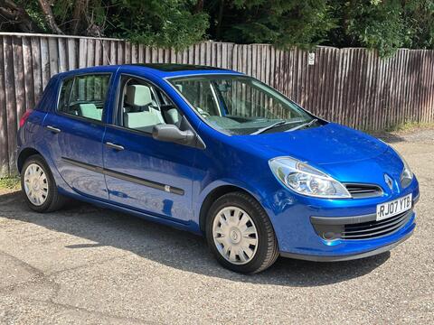 Renault Clio Hatchback 1.5 dCi Expression 5dr