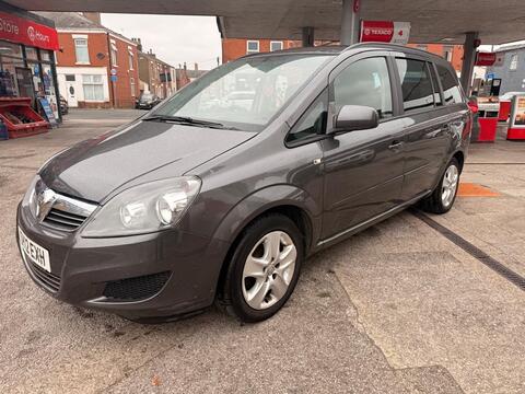 Vauxhall Zafira MPV 1.6 16V Exclusiv Euro 5 5dr