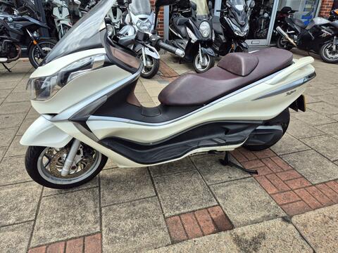 Piaggio X10 350 Scooter 350 CVT Euro 3