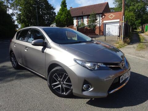 Toyota Auris Hatchback 1.6 V-Matic Icon Plus Euro 5 5dr