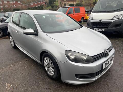 Volkswagen Golf Hatchback 1.6 TDI BlueMotion Euro 5 (s/s) 3dr