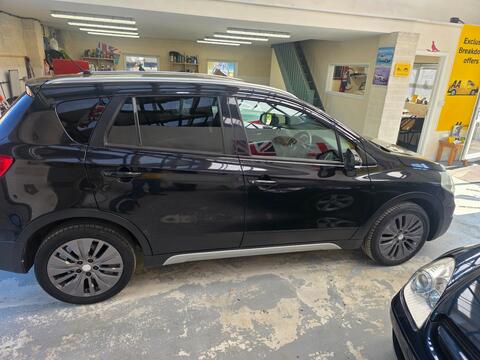 Suzuki SX4 S-Cross SUV 1.6 DDiS SZ4 Euro 5 (s/s) 5dr