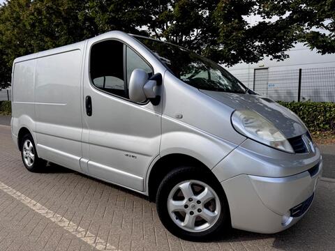 Renault Trafic Panel Van 2.0 dCi SL27 Sport L1 H1 4dr (Phase 3)