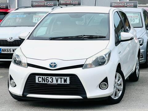 Toyota Yaris Hatchback 1.5 VVT-h T4 CVT Euro 5 5dr