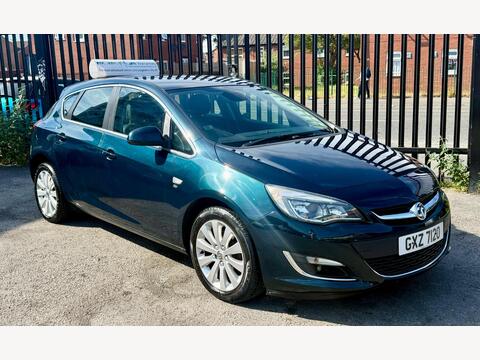 Vauxhall Astra Hatchback 2.0 CDTi Elite Auto Euro 5 5dr