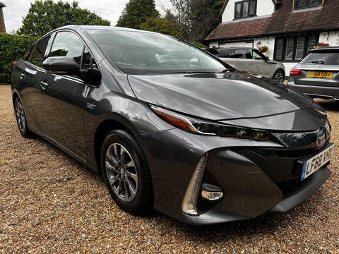 Toyota Prius Hatchback 1.8 VVT 8.8kWh Business Edition Plus CVT Euro 6 (s/s) 5dr