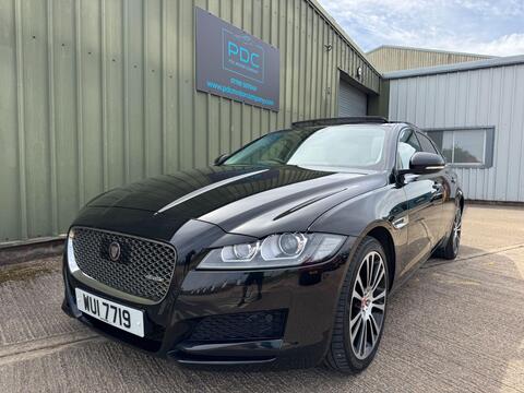 Jaguar XF Saloon 2.0d Portfolio Auto AWD Euro 6 (s/s) 4dr