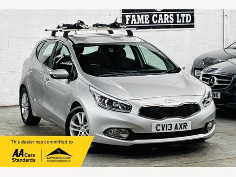 Kia Ceed Hatchback 1.6 CRDi 2 Auto Euro 5 5dr