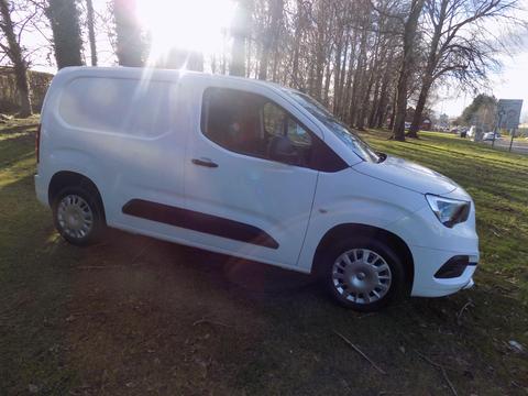 Vauxhall Combo Panel Van 1.6 Turbo D 2300 Sportive L1 H1 Euro 6 (s/s) 4dr