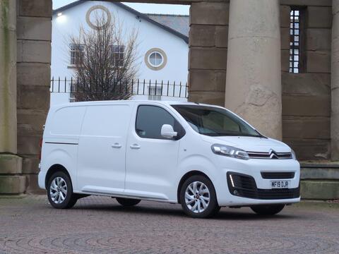 Citroen Dispatch Panel Van 2.0 BlueHDi 1400 Enterprise Plus M FWD 2 Euro 6 (s/s) 6dr