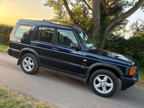 Land Rover Discovery SUV 2.5 TD5 Serengeti Station Wagon 5dr (5 Seats)